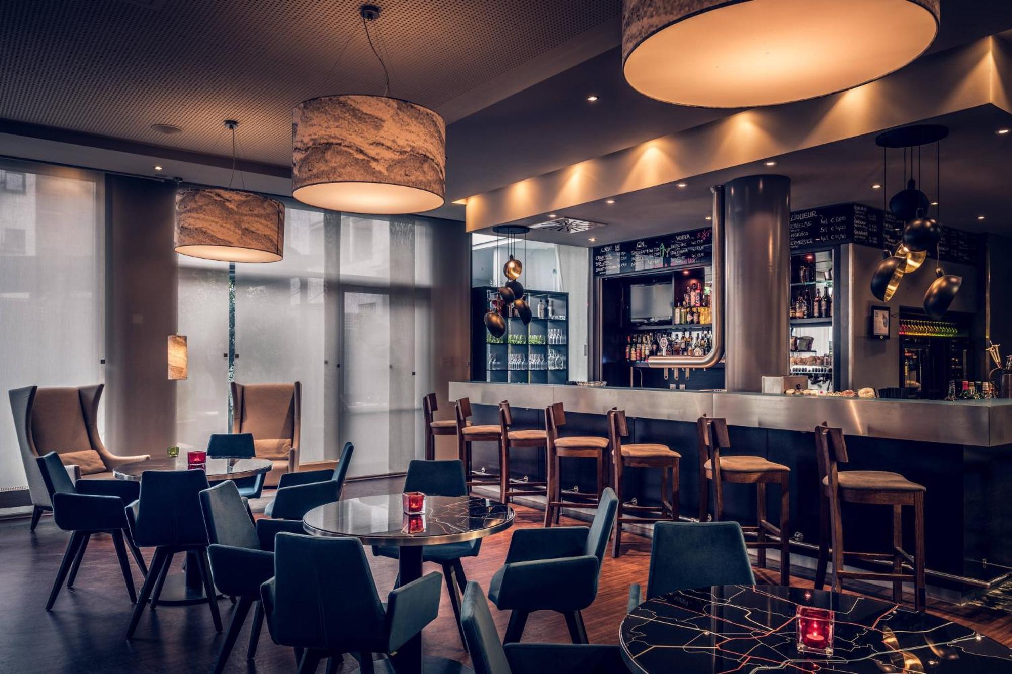 Courtyard By Marriott Munich City Center Exterior foto