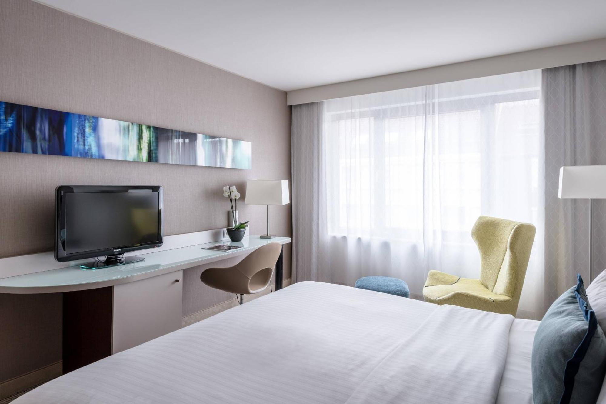 Courtyard By Marriott Munich City Center Exterior foto