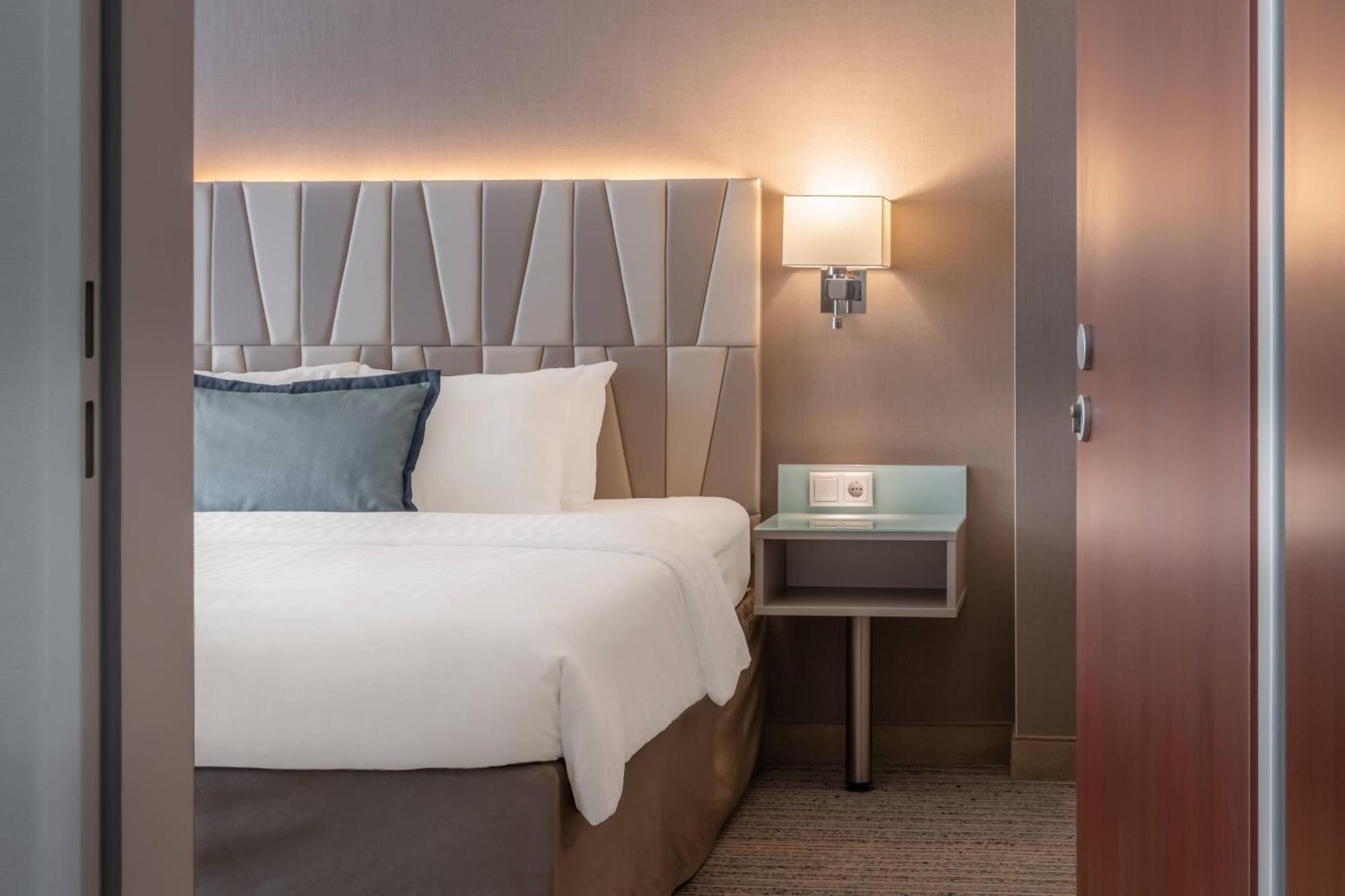 Courtyard By Marriott Munich City Center Exterior foto