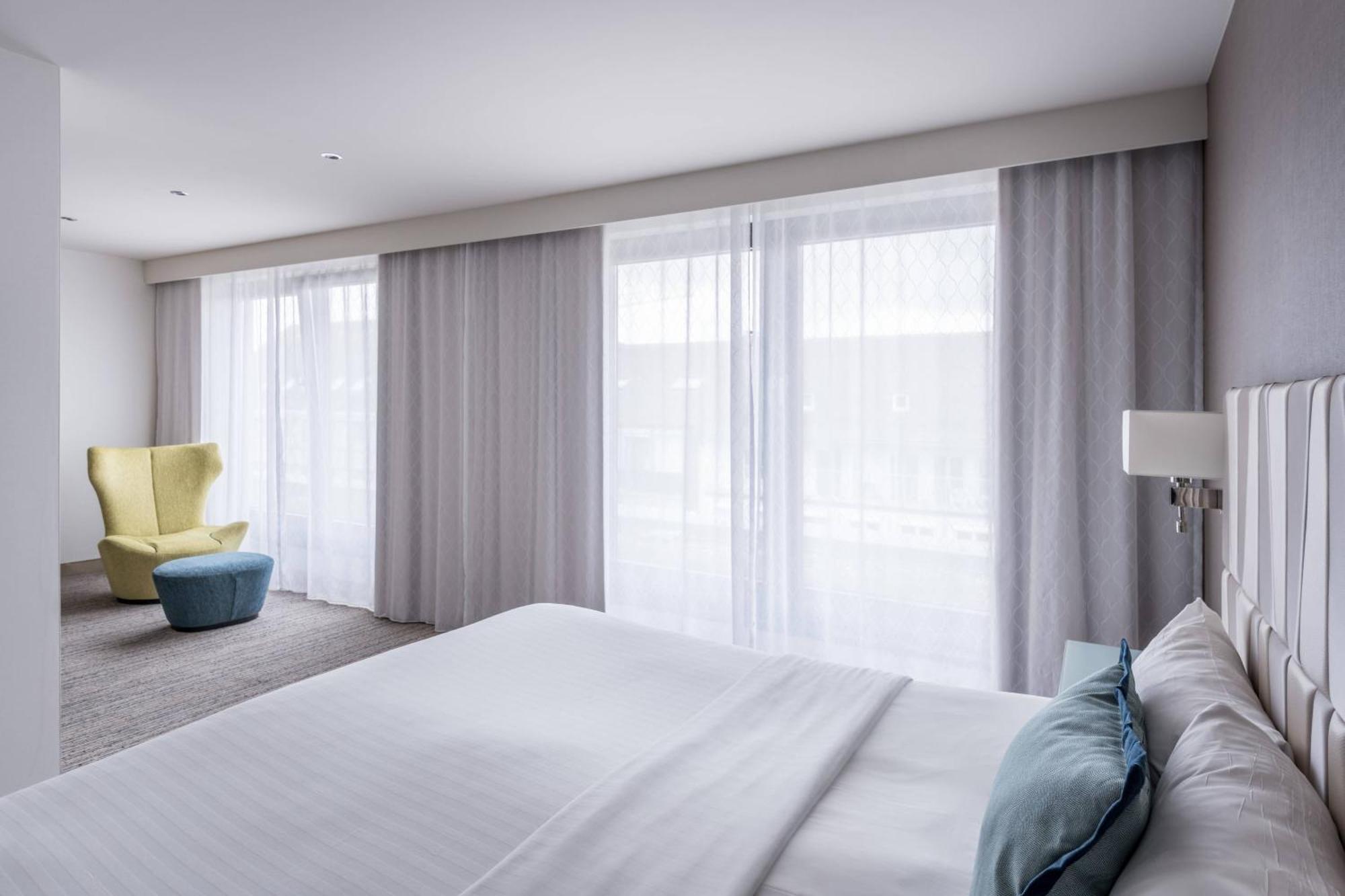 Courtyard By Marriott Munich City Center Exterior foto