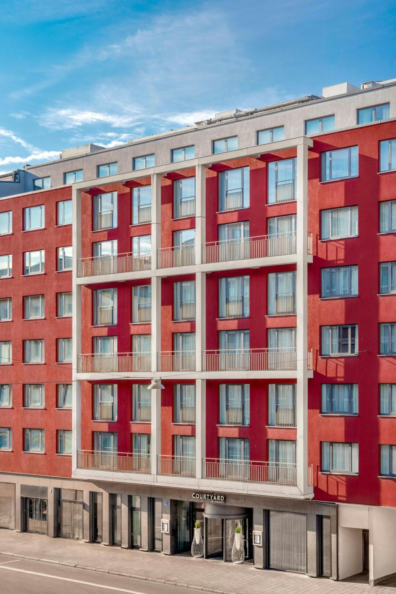 Courtyard By Marriott Munich City Center Exterior foto