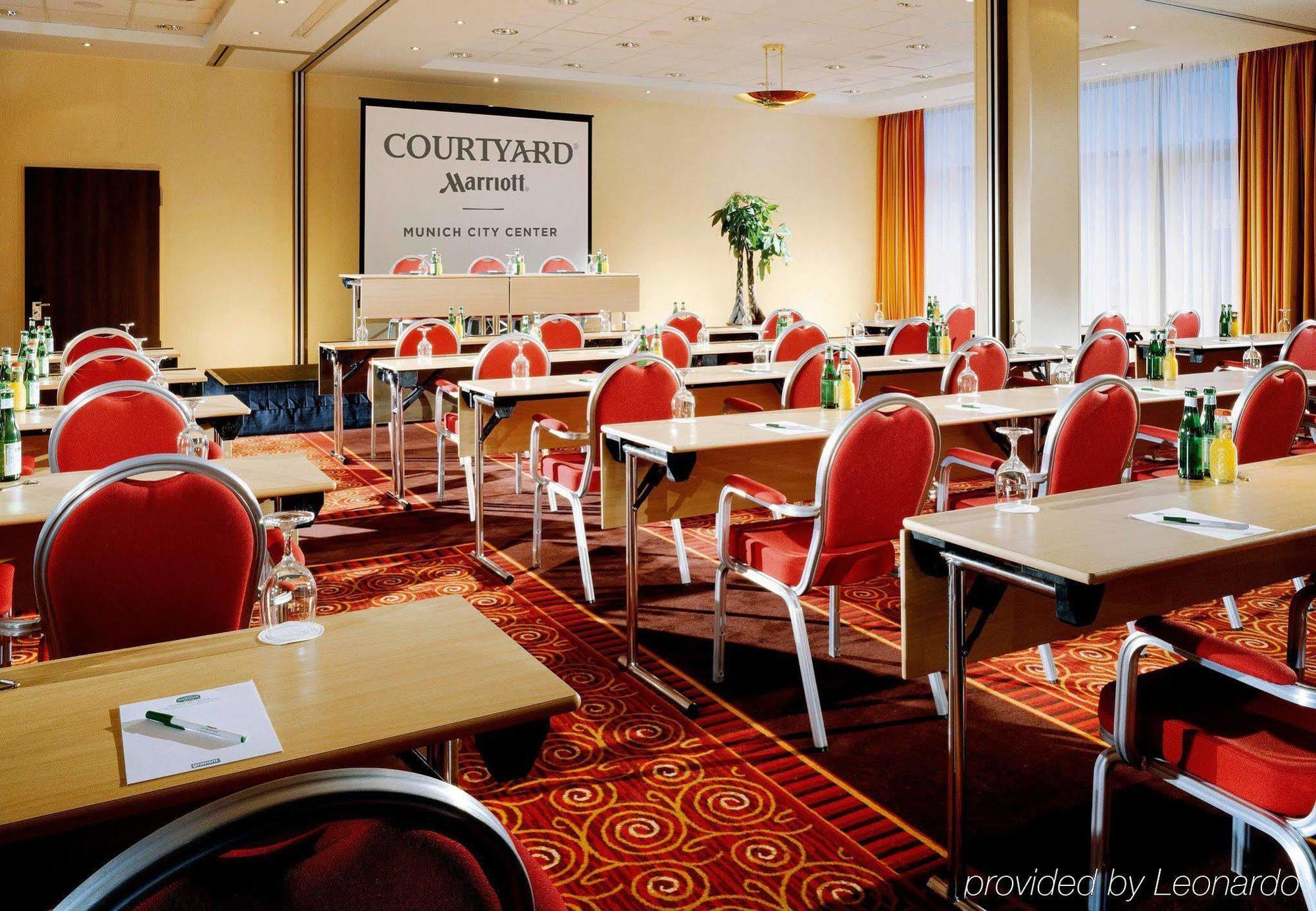 Courtyard By Marriott Munich City Center Exterior foto