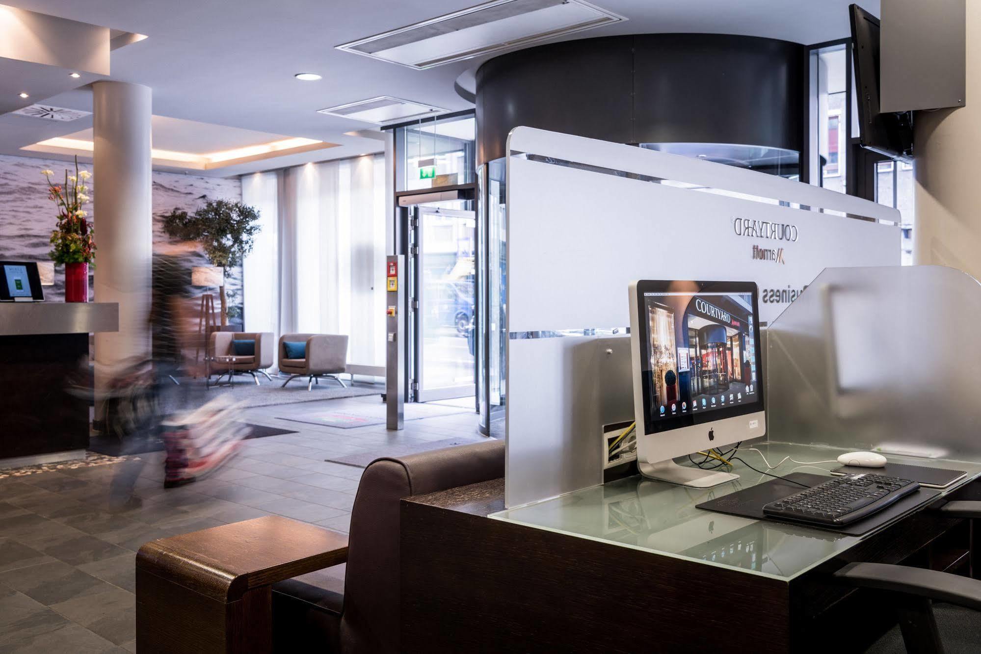 Courtyard By Marriott Munich City Center Exterior foto